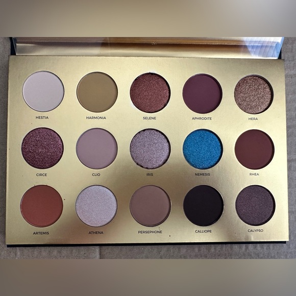 Lunar Beauty Greek Goddess Palette BNIB - Picture 3 of 3